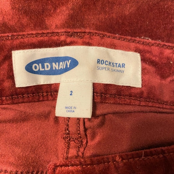 Old Navy Rockstar Super Skinny Jeans - Picture 2 of 2